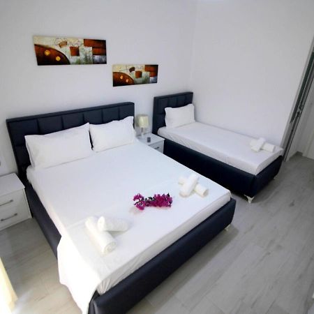Gusto Di Casa Hotel Sarande Ngoại thất bức ảnh