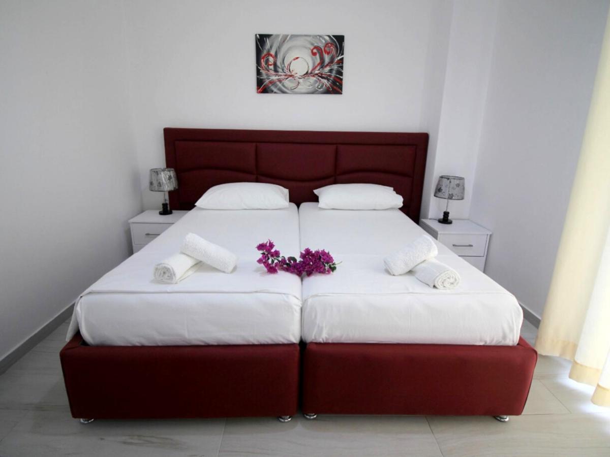 Gusto Di Casa Hotel Sarande Ngoại thất bức ảnh
