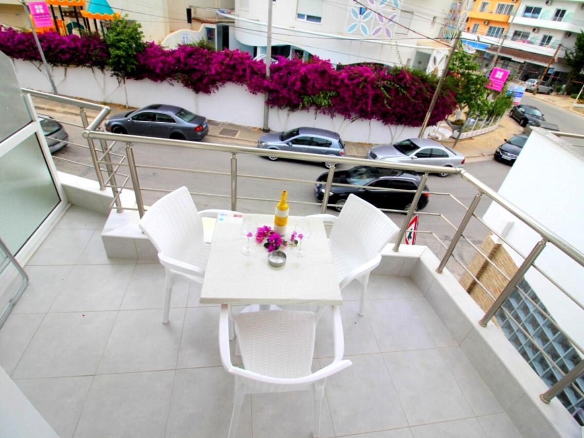 Gusto Di Casa Hotel Sarande Ngoại thất bức ảnh