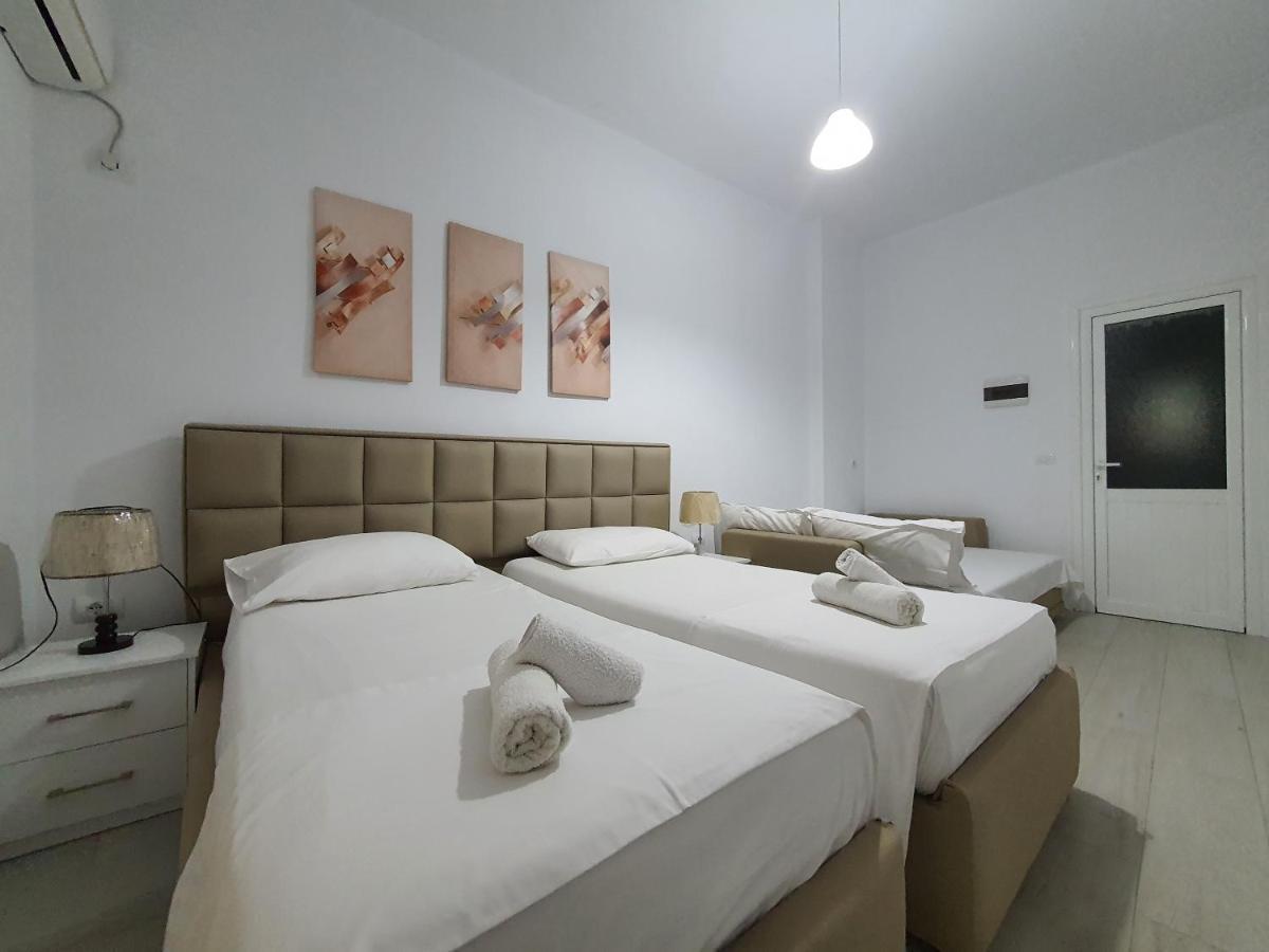 Gusto Di Casa Hotel Sarande Ngoại thất bức ảnh