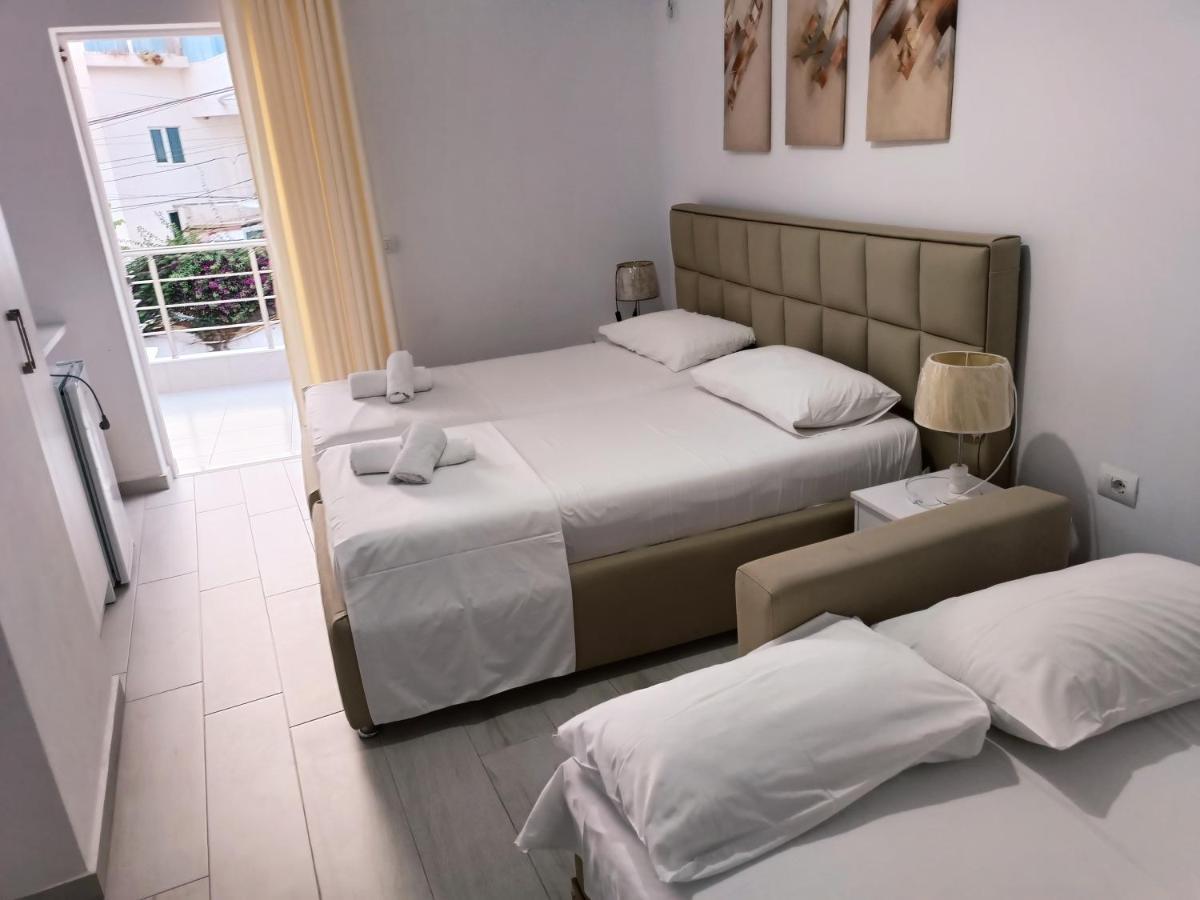 Gusto Di Casa Hotel Sarande Ngoại thất bức ảnh