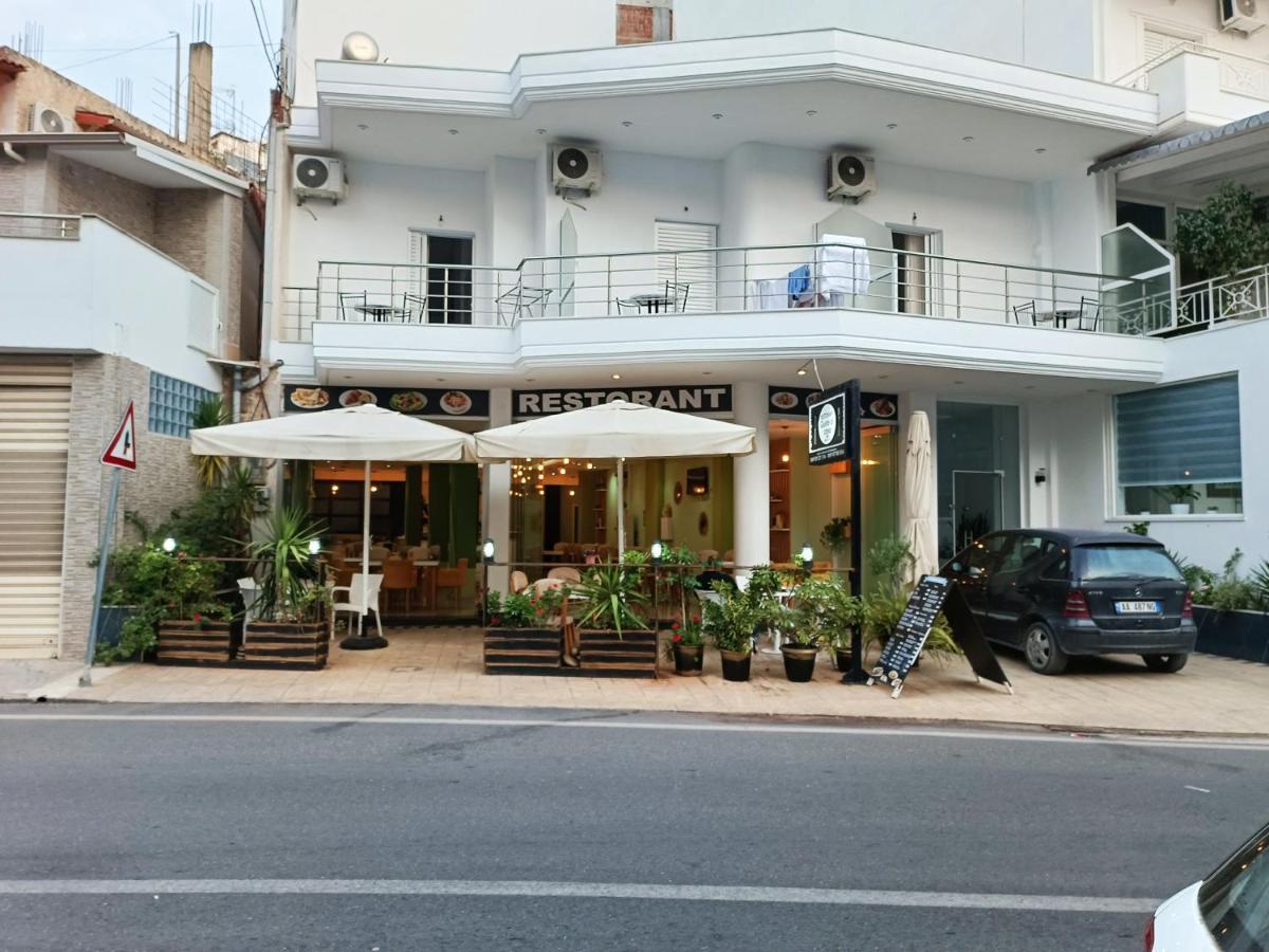Gusto Di Casa Hotel Sarande Ngoại thất bức ảnh
